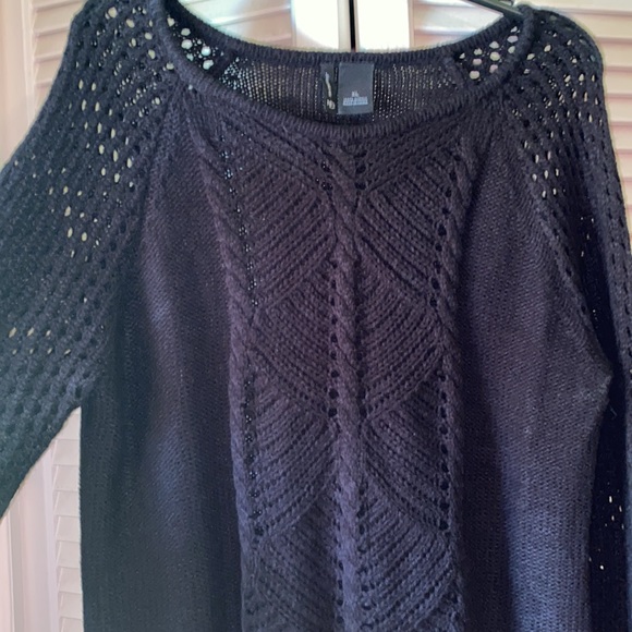 New Directions crocheted sweater Size XL - Picture 2 of 5
